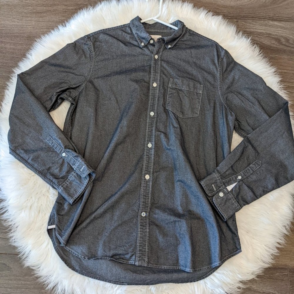 Gap - Mens Large - Long Sleeve Button up shirt